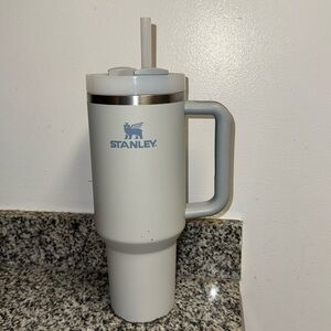 Stanley 40oz tumbler